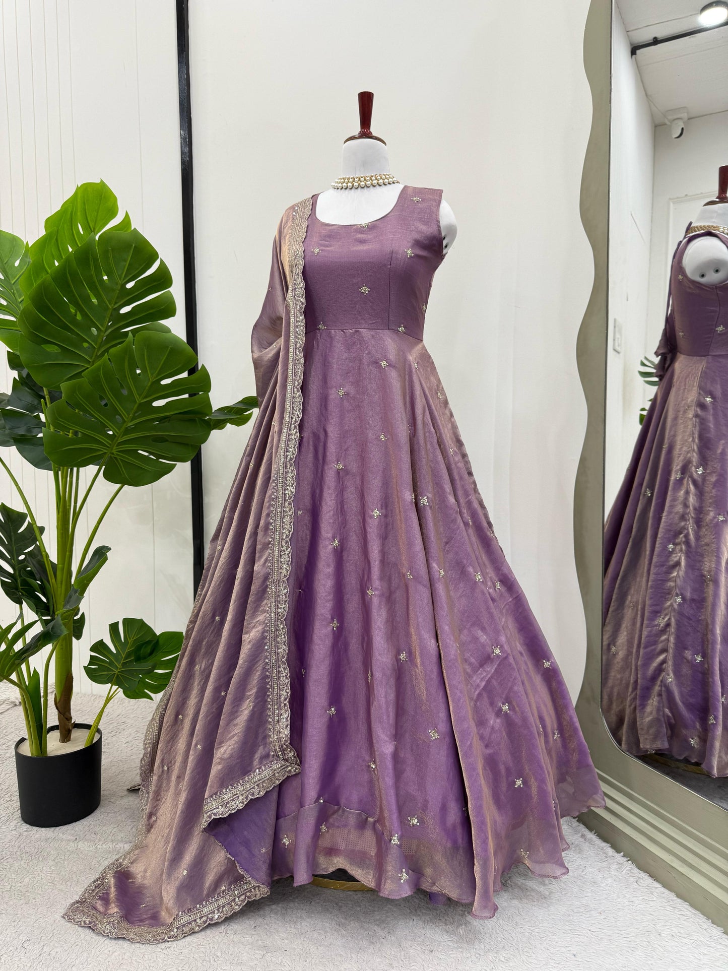 New Beautiful Fastival Specially Anarkali Gown