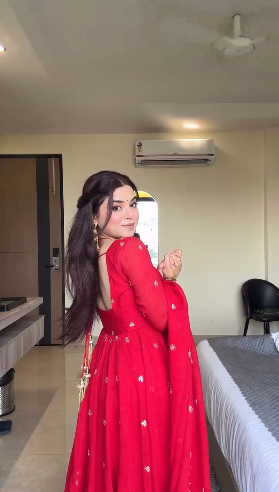New Beautiful Gown Suit With Dupatta
