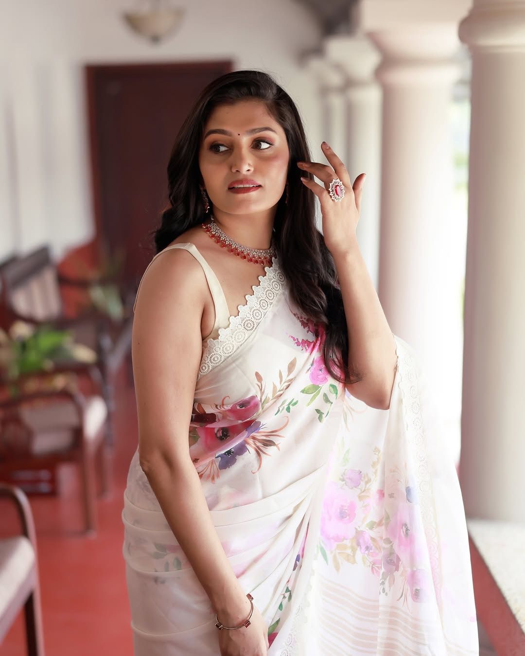 New Beautiful White Color Georgette Saree