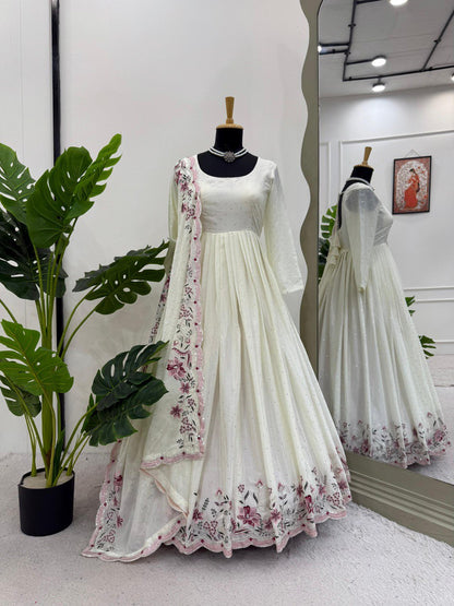 Most elegance Designer Chinnon Anarkali Suit Set